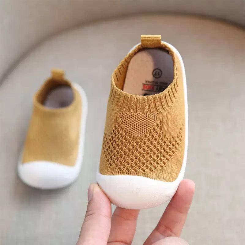 Casual Girls Boys Mesh Comfortable Non Slip Soft Shoes Yellow
