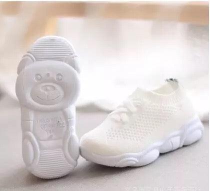 Casual unisex baby anti slip soft bottom shoes White
