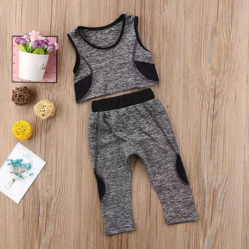 Exquisite Girls Sleeveless Tops Pants Outfit